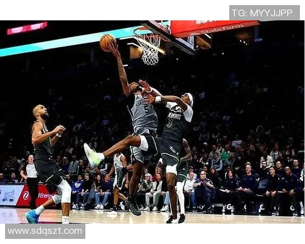 一战成名！马刺后场新星能否抓住机会占有一个轮换阵型的方位？